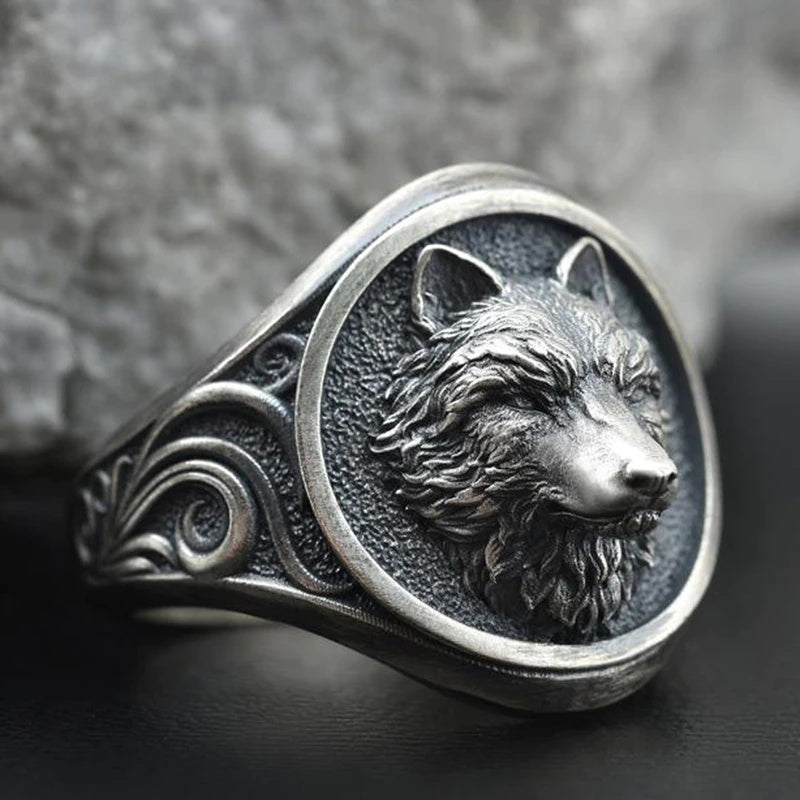 Bold Wolf Head Men’s Ring – Classic European Style Statement Jewelry