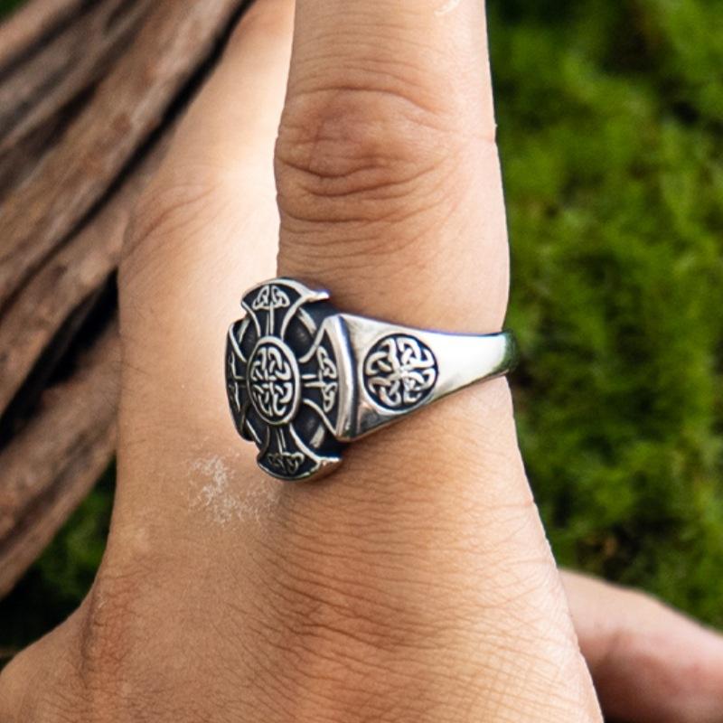 Eternal Knot Titanium Steel Celtic Ring